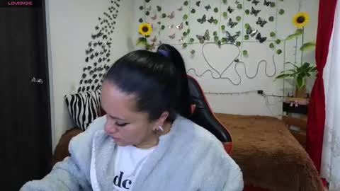 keka_teiku online show from September 2025 10:12:01 PM