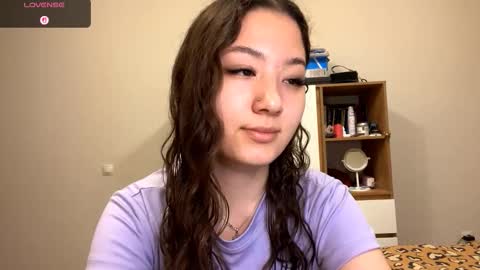 Kely online show from October 2025 12:04:02 PM