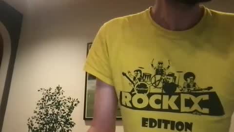 Snapshot of kelkun2828 chatting on September 2025 03:45:01 PM kelkun2828 online show from September 2025 03:45:01 PM