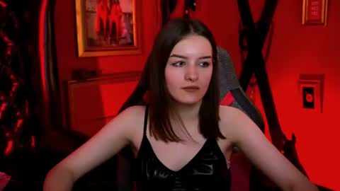 Snapshot of kelliebanshe chatting on June 2026 08:20:01 AM kelliebanshe online show from June 2026 08:20:01 AM
