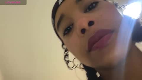 kelly__thomson online show from January 2025 01:02:01 PM