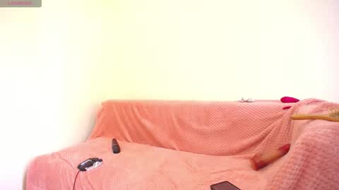 Kelly online show from November 2025 07:57:01 PM