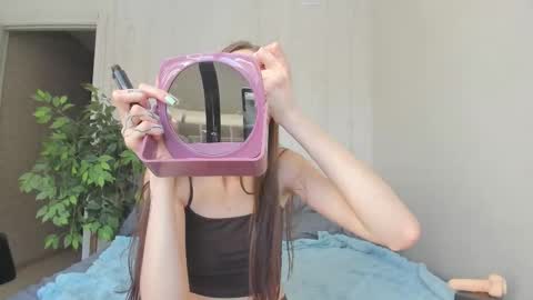 Snapshot of kelly_gerzikaaa chatting on February 2026 03:17:01 AM kelly_gerzikaaa online show from February 2026 03:17:01 AM