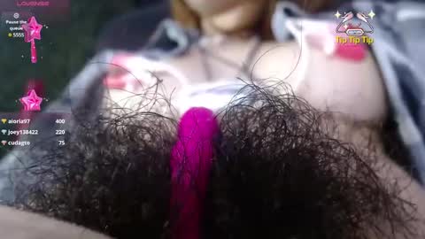 Snapshot of kelly_queenpussy chatting on December 2024 05:34:01 PM KEY online show from December 2024 05:34:01 PM
