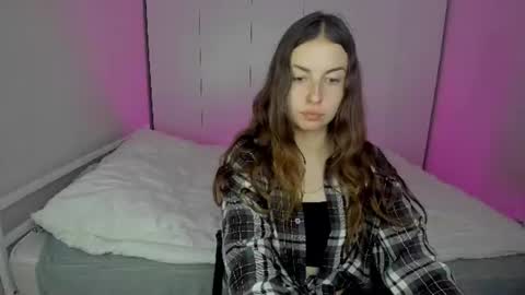 Snapshot of kelly_sal chatting on June 2026 02:52:01 PM kelly_sal online show from June 2026 02:52:01 PM