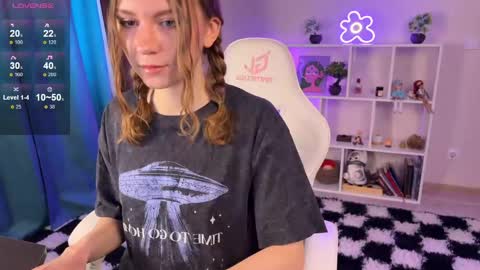 Kelly online show from April 2026 08:12:02 AM