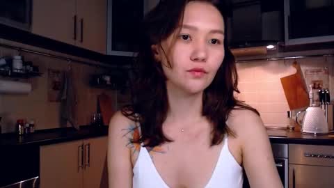 Snapshot of kelly_yon chatting on September 2025 09:31:02 PM Kelly online show from September 2025 09:31:02 PM