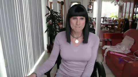 kellyanne Lynn but please call me fucktoy online show from November 2025 04:30:01 PM