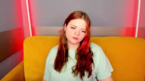 Kellyfiery online show from November 2025 08:24:01 AM