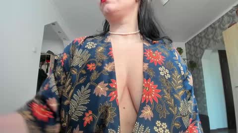 Monday - Friday  08 am - 3 pm GMT 3 online show from February 2025 12:28:01 PM