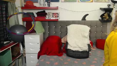 kelly online show from January 2025 04:47:01 AM