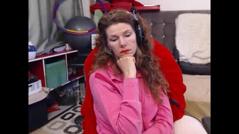 kelly online show from March 2025 07:04:02 AM