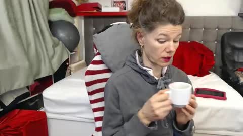 Snapshot of kellynumber chatting on February 2026 09:00:02 AM kelly online show from February 2026 09:00:02 AM