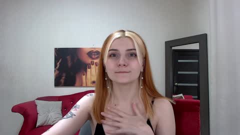 Kelly Stoneys online show from February 2025 06:04:01 PM