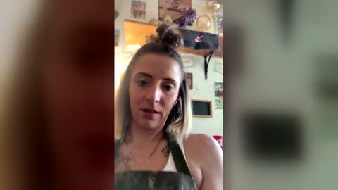 kellyy_marieee13 online show from May 2026 12:23:01 PM