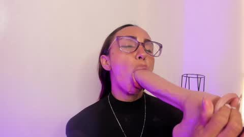 Kelsey online show from March 2025 10:53:01 PM