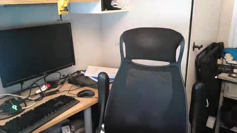 Snapshot of kelvin06133 chatting on February 2025 09:40:01 PM kelvin06133 online show from February 2025 09:40:01 PM