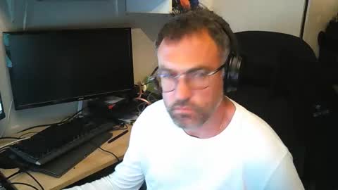 Snapshot of kelvin06133 chatting on April 2026 09:26:02 PM kelvin06133 online show from April 2026 09:26:02 PM