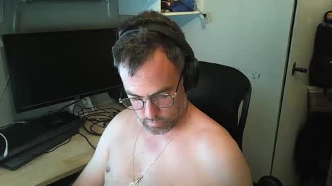 kelvin06133 online show from June 2026 10:14:02 PM
