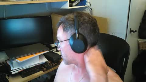 Snapshot of kelvin06133 chatting on July 2026 09:55:01 PM kelvin06133 online show from July 2026 09:55:01 PM