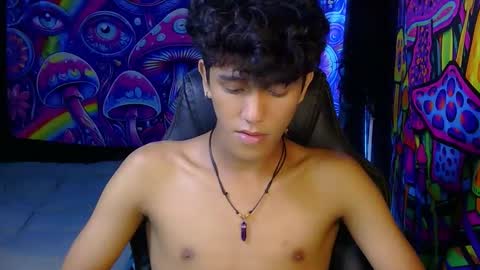 Snapshot of ken_bigcockxx chatting on June 2026 06:57:01 PM Ken online show from June 2026 06:57:01 PM