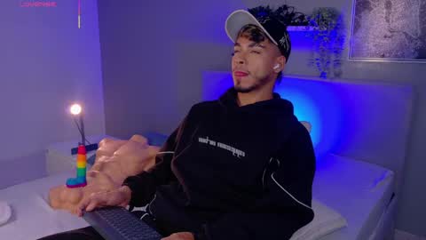   online show from June 2026 09:22:01 AM