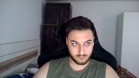 Snapshot of kenan_10 chatting on May 2026 01:05:02 PM kenan online show from May 2026 01:05:02 PM