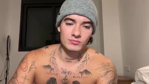 luis carlos esteban online show from November 2025 05:03:02 PM