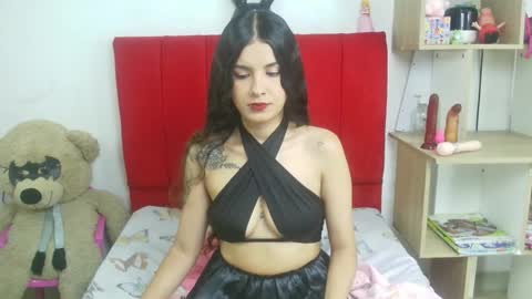 Mariana online show from November 2025 11:15:01 PM