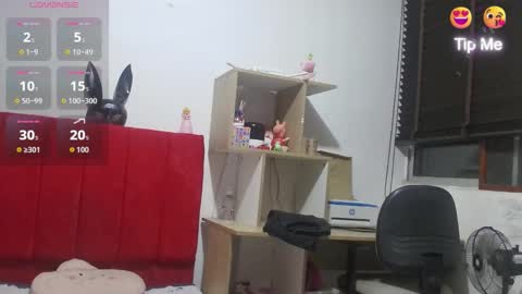 Mariana online show from November 2025 03:51:02 AM