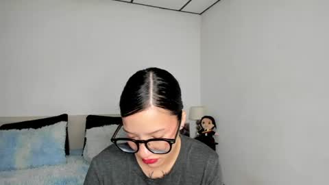 Snapshot of kendalgrey01 chatting on June 2026 03:02:01 PM Kendal online show from June 2026 03:02:01 PM