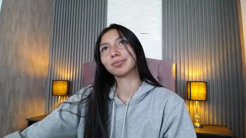 Snapshot of kendall_saenz chatting on March 2025 07:49:02 PM kendall_saenz online show from March 2025 07:49:02 PM