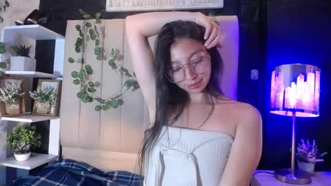 Snapshot of kendall_saenz chatting on September 2025 08:00:02 PM kendall_saenz online show from September 2025 08:00:02 PM