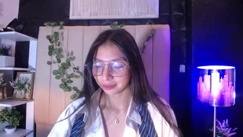 Snapshot of kendall_saenz chatting on September 2025 02:33:02 PM kendall_saenz online show from September 2025 02:33:02 PM