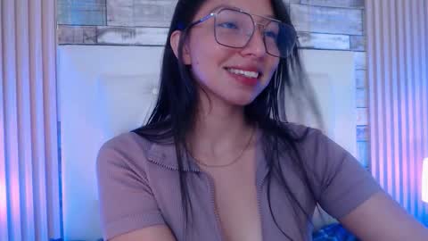 Snapshot of kendall_saenz chatting on October 2025 07:35:02 PM kendall_saenz online show from October 2025 07:35:02 PM