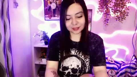 Snapshot of kendall_snow chatting on July 2026 04:29:02 PM kendall_snow online show from July 2026 04:29:02 PM