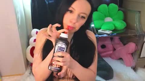 Snapshot of kendalltoots chatting on March 2026 10:16:02 PM Kendall online show from March 2026 10:16:02 PM