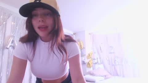 Snapshot of kendalltyler chatting on November 2025 04:40:01 PM kendall online show from November 2025 04:40:01 PM