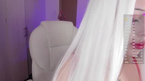 Snapshot of kendallwett chatting on October 2025 08:39:01 PM Kendall online show from October 2025 08:39:01 PM