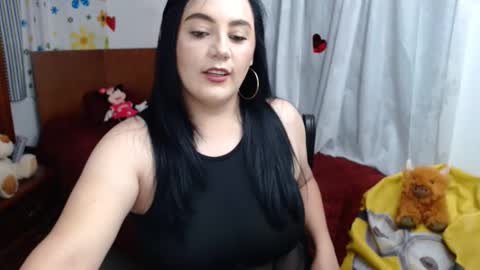Snapshot of kendallwrist chatting on February 2025 05:07:02 PM Fernanda online show from February 2025 05:07:02 PM
