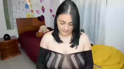 Snapshot of kendallwrist chatting on October 2025 03:36:01 PM Fernanda online show from October 2025 03:36:01 PM