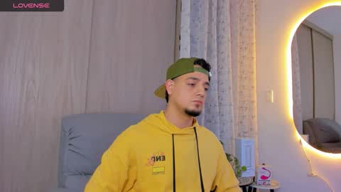 Snapshot of kendel_dimitri chatting on November 2025 04:56:01 AM kendel_dimitri online show from November 2025 04:56:01 AM