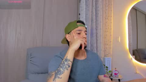 Snapshot of kendel_dimitri chatting on November 2025 07:08:02 AM kendel_dimitri online show from November 2025 07:08:02 AM