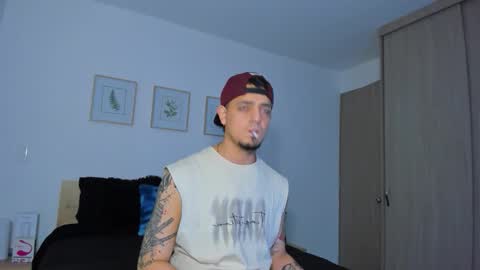 kendel_dimitri online show from December 2025 03:34:01 AM