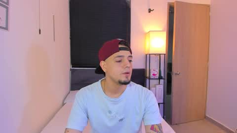 kendel_dimitri online show from April 2026 04:42:01 AM