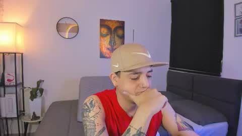 Snapshot of kendel_dimitri chatting on July 2026 05:02:01 AM kendel_dimitri online show from July 2026 05:02:01 AM