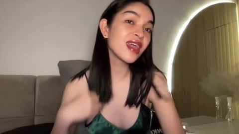 Snapshot of kendoll110 chatting on December 2024 01:39:02 AM kendoll110 online show from December 2024 01:39:02 AM