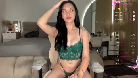 Snapshot of kendoll110 chatting on February 2026 03:57:02 AM kendoll110 online show from February 2026 03:57:02 AM