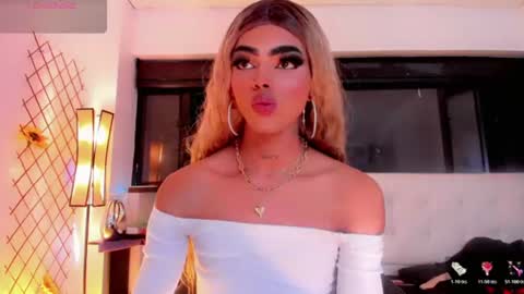 Snapshot of kendra_bailey chatting on June 2026 04:44:02 AM Kendra Bailey online show from June 2026 04:44:02 AM