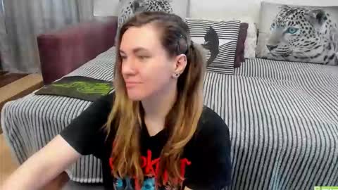 Kendra online show from April 2026 01:06:01 AM